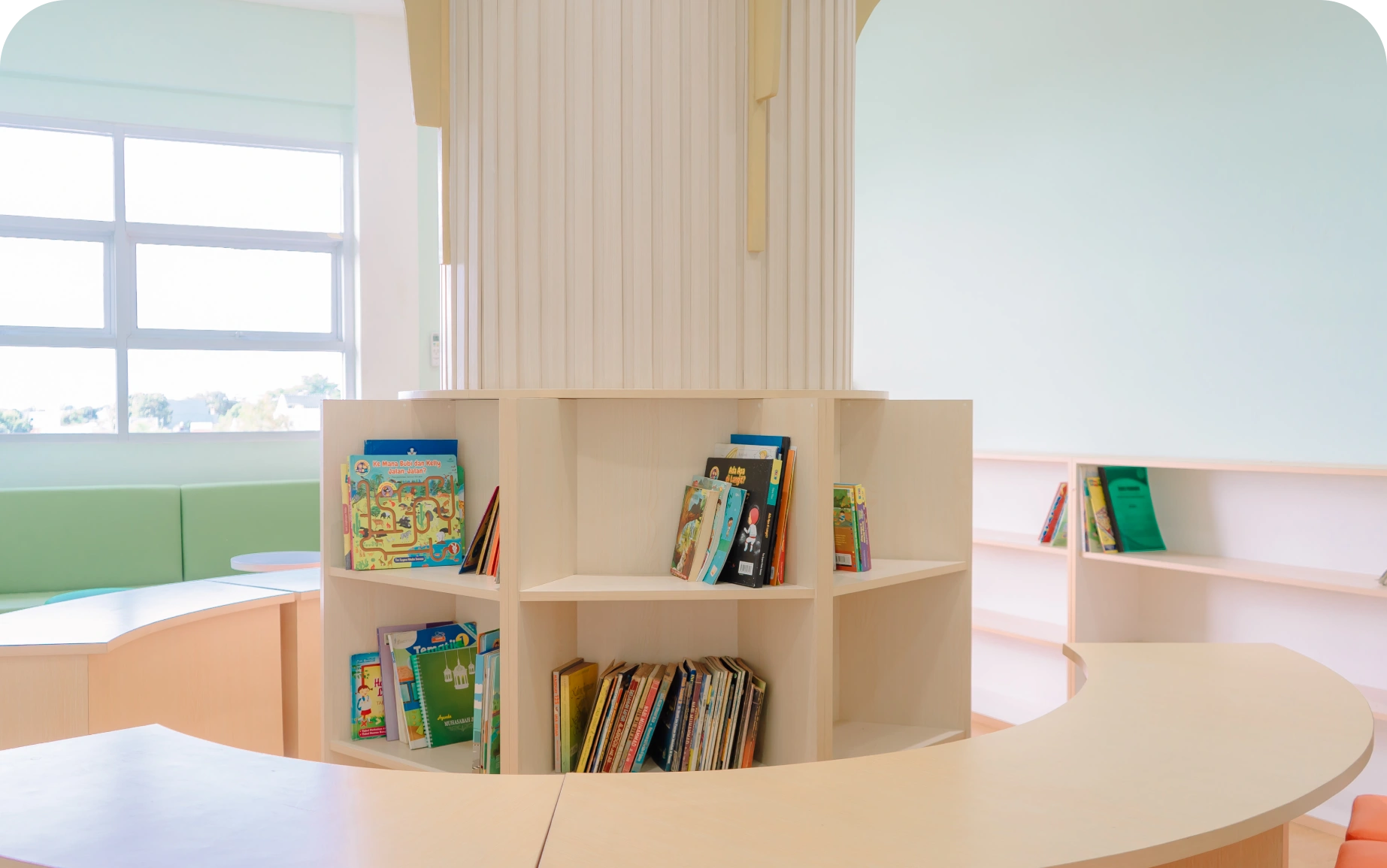 Pojok baca dan literasi di SD Tunas Cendekia Tangerang